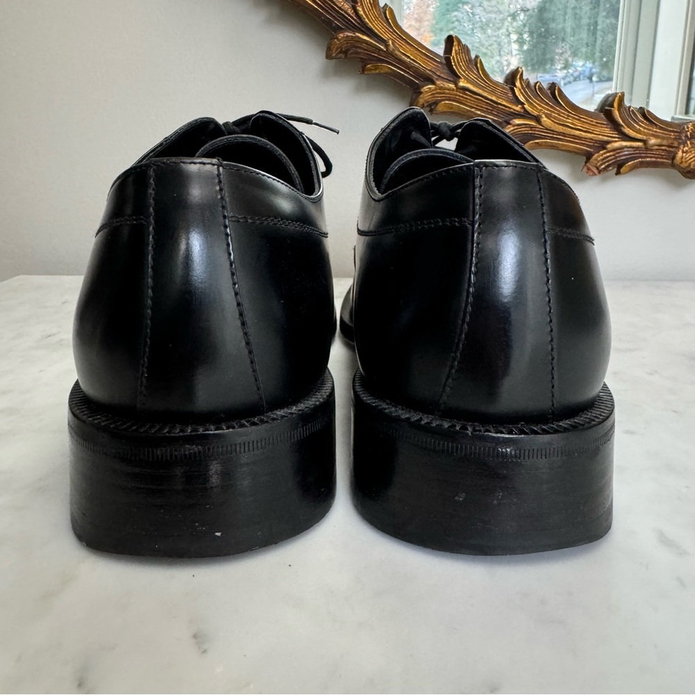 Giorgio Armani Men’s black leather Oxford lace up dress shoes, size 10 - Picture 7 of 9